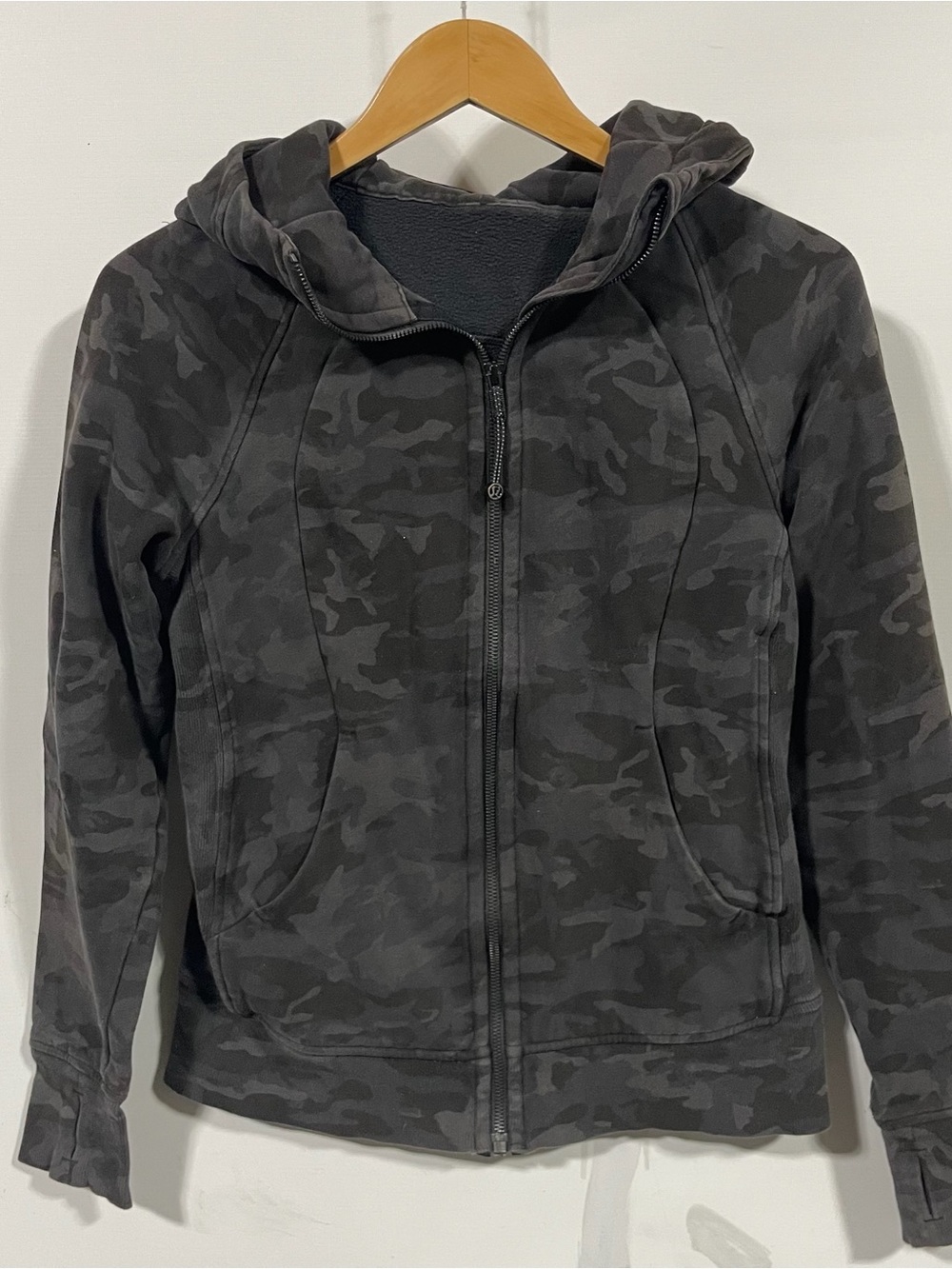 lululemon athletica Women's Black Gray Camouflage Full-Zip Hoodie